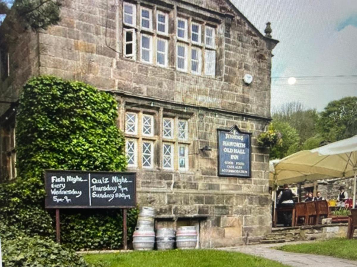 The Little Hideaway - Historic Gem Off Main Street Haworth