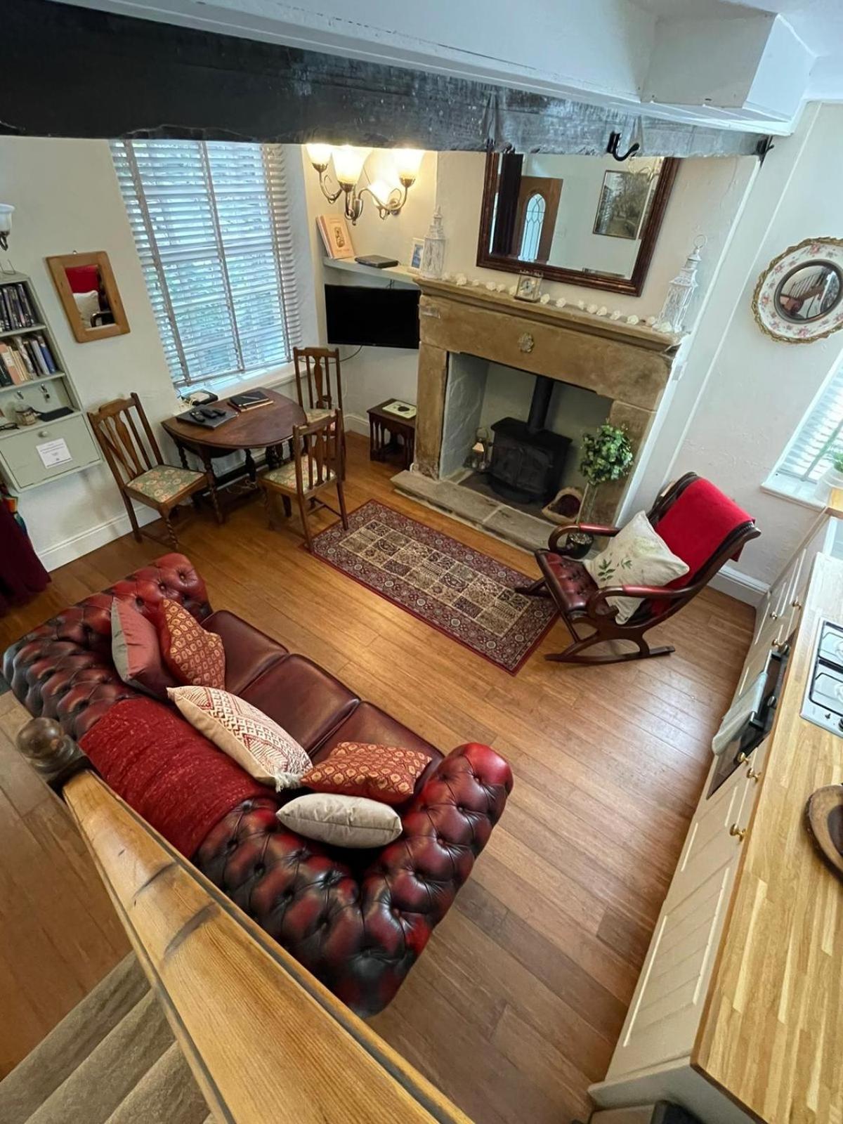 Holiday home The Little Hideaway - Historic Gem Off Main Street *